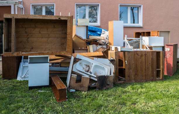 Best Construction Debris Removal  in Manana, HI